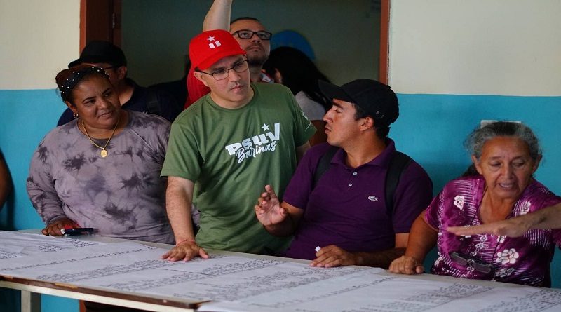 Ministro Jorge Arreaza destaca alta participaciónen proceso de postulación de UBCH en Barinas
