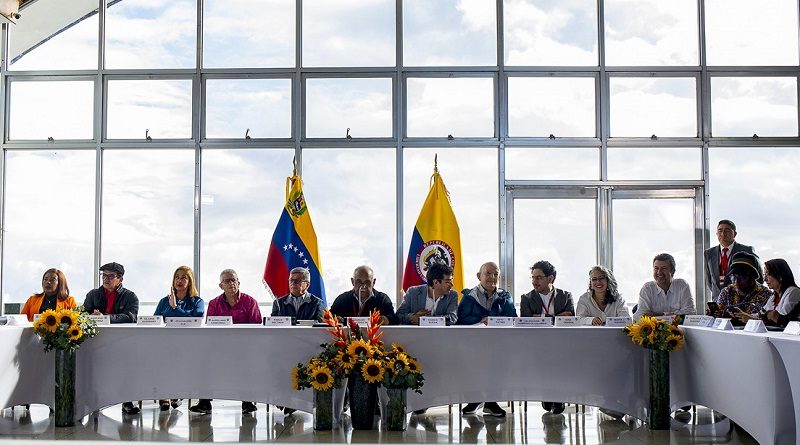 Campesinos colombianos están llamados a integrarse a mesa de diálogo entre gobierno y el ELN
