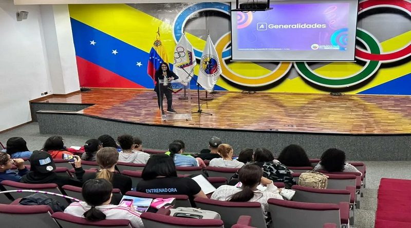 COV desarrolla curso teórico-práctico en Gimnasia Rítmica﻿