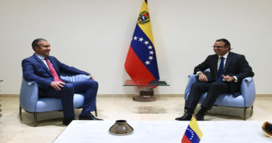 Venezuela firmará acuerdos con la Chevron para impulsar empresas mixtas en el país