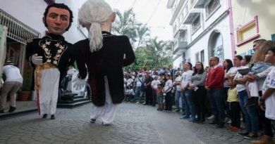 Bolívar y Miranda inauguran Festival de Teatro de Los Teques