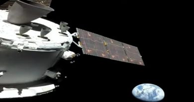 Nave espacial Orion captura una espectacular imagen de la tierra en su viaje hacia la luna