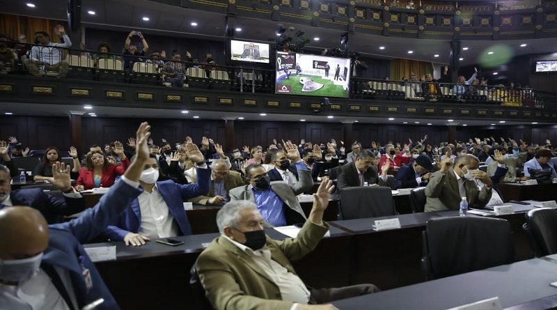 Aprueban en primera discusión reforma de Ley Orgánica del Poder Popular