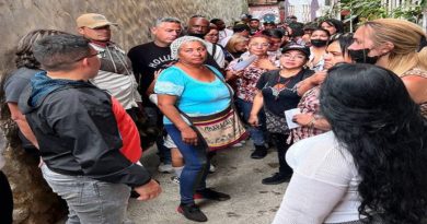 Sustituyen y reconectan tubería de agua potable en sector Calle Nueva Antímano
