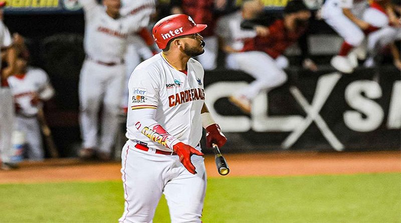 Cardenales vapuleó a las Águilas
