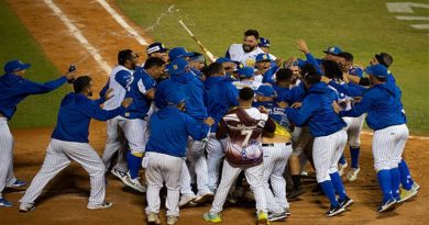 Renato Núñez se vistió de héroe para dejar en el terreno a los Caribes