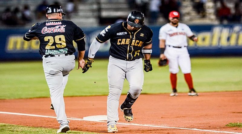 Leones doblegó 6-3 a los Cardenales