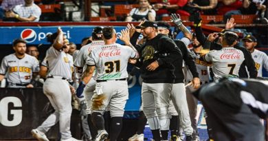 Leones se afianzan en la cima tras vencer 16-7 a los Cardenales