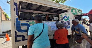 Favorecen a más de mil 700 personas con venta de medicamentos a bajos costos en Manporal