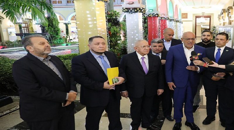 Gobierno Nacional y Alianza Democrática establecen 30 días para definir los puntos de mayor importancia