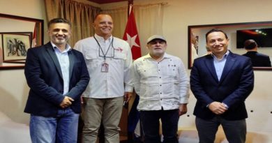 Secretario ejecutivo del ALBA-TCP arriba a Cuba para XXII Cumbre de Jefes de Estado y de Gobierno