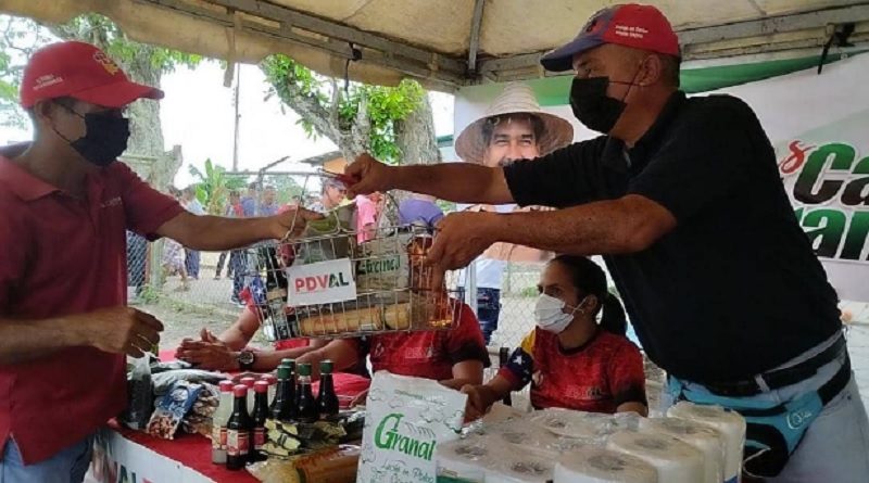 Distribución de bolsas de alimentos favorece a Base de Misiones Socialista El Blanquero en Monagas