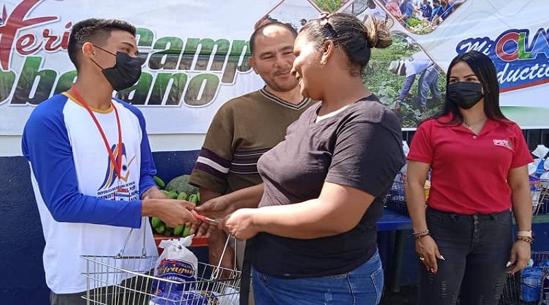 Base de Misiones Felipe Rojas en Yaracuy recibe combos proteicos