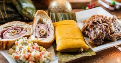 Consejos para evitar comer en exceso durante las fiestas navideñas