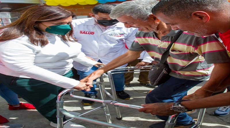 Reinauguran consultorio popular Gilberto Rodríguez Ochoa en la parroquia 23 de Enero
