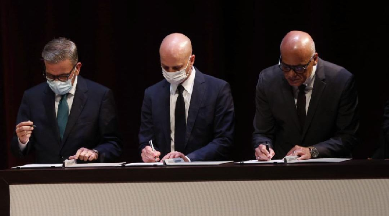 EN CLAVE | Recuperación de fondos congelados, prioridad del acuerdo entre Gobierno y Oposición