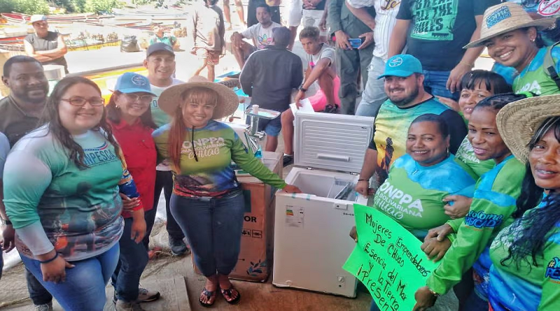 Entregan 94 financiamientos a pescadores de Aragua