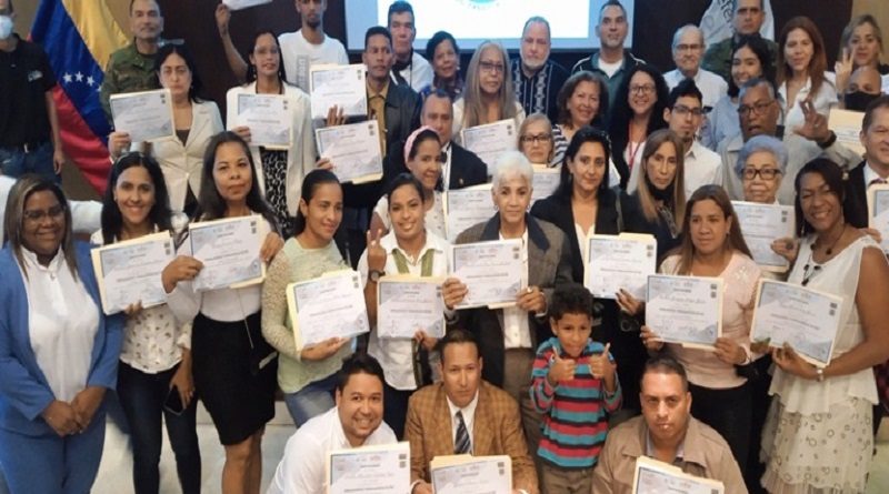Defensoría del Pueblo certifica a nuevos embajadores y embajadoras por la Paz