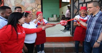 Rehabilitada Casa de Alimentación Rosa Inés en Barinas