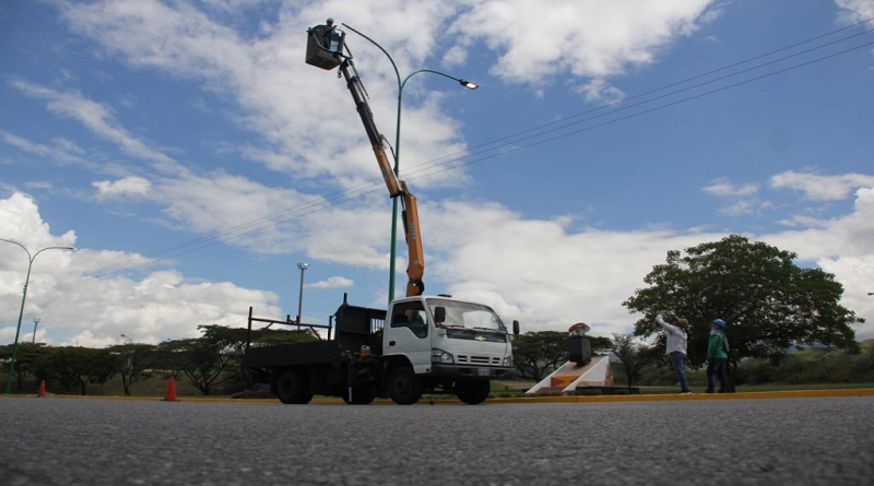 Avanza alumbrado de calles y avenidas en municipio Girardot de Aragua