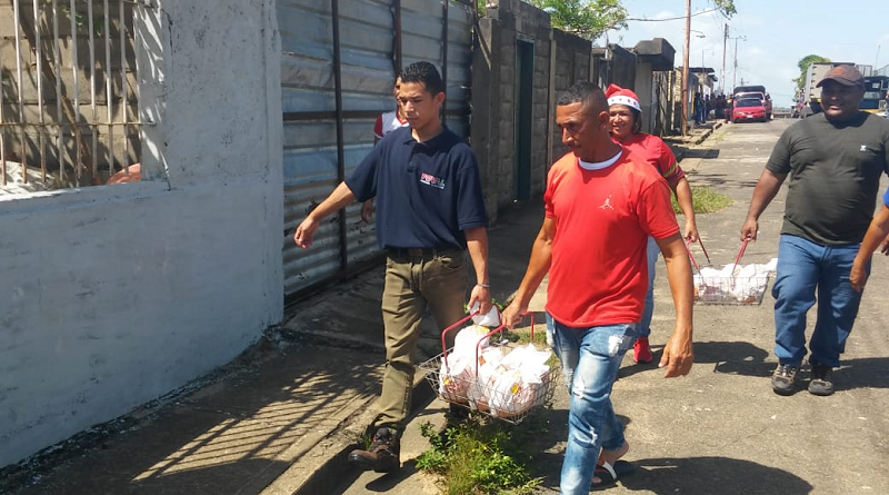 Entregan más de 10 toneladas de combos de proteínas en municipio Caroní de Bolívar