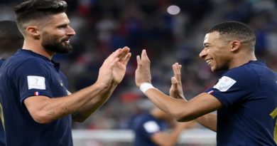 Mbappé y Giroud le dan el triunfo a Francia que le da su pase a los cuartos de final
