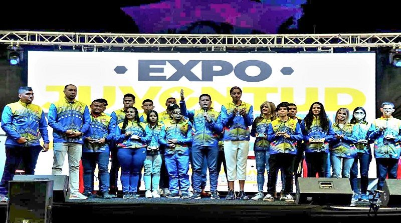 Jefe de Estado calificó de exitoso I Expo Juventud y Deporte