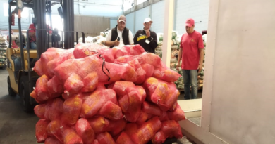 PAE distribuye alimentos a escuelas de Mérida para atender cerca de 30 mil estudiantes