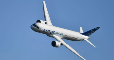 Se completan las pruebas estáticas del avión ruso MC-21