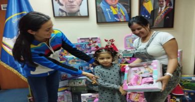 UBV entrega juguetes a hijos de sus trabajadores a nivel nacional