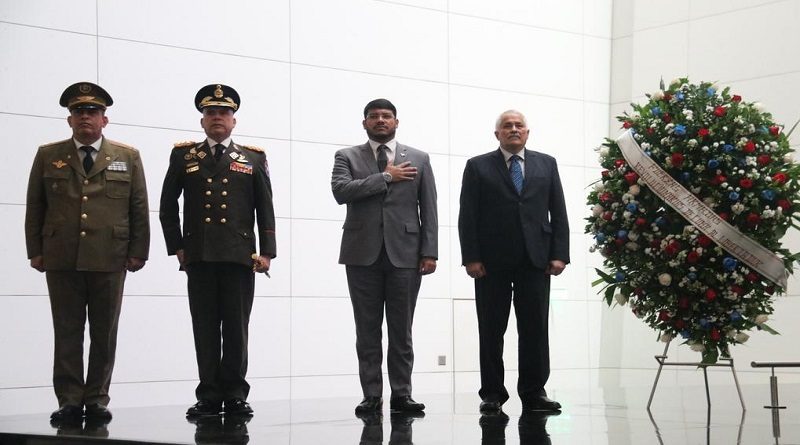Conmemoran 66 aniversario de la Fuerzas Armadas Revolucionarias de la República de Cuba