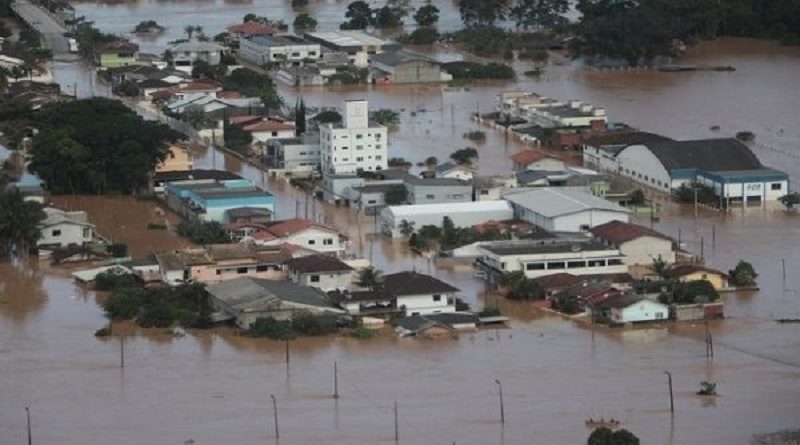 Lluvias dejan al menos dos fallecidos en Santa Catarina, Brasil
