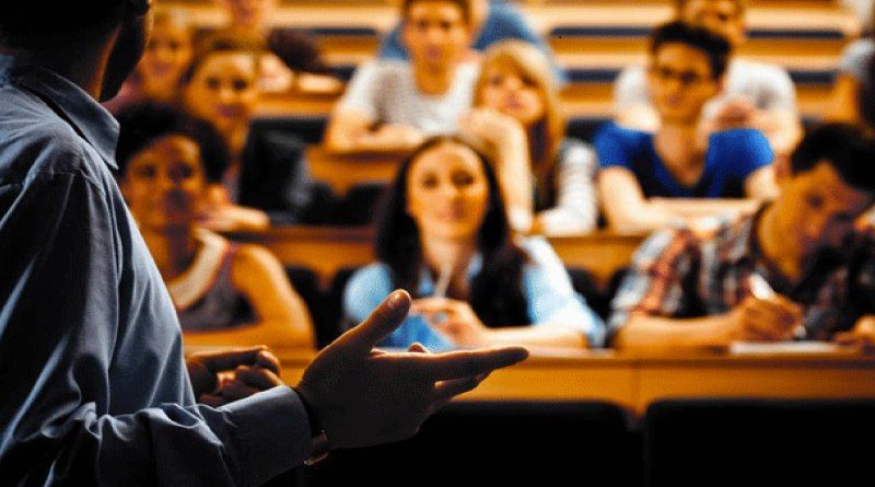 Venezuela celebra día del profesor universitario