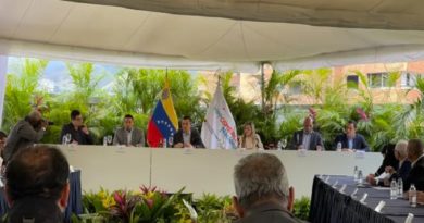 Efectúan primer encuentro de sectores económicos de Cámaras Comerciales