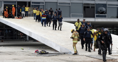 Dictaminan prisión preventiva para más de 900 bolsonaristas en Brasil