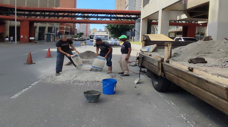 Inicia "Despliegue Caza Huecos 2023" en varios puntos de Caracas