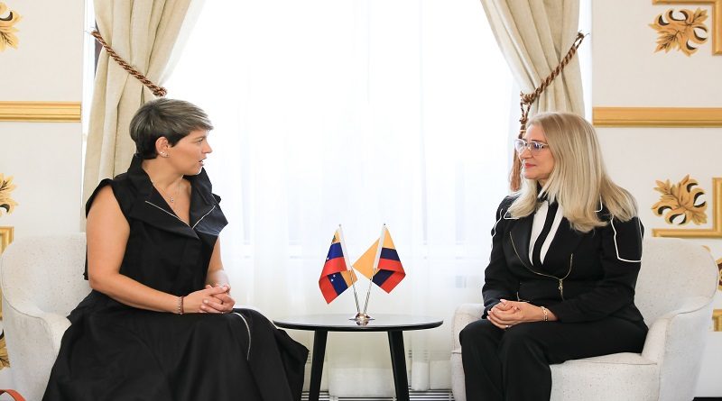 Arriba al país primera dama de Colombia Verónica Alcocer para afianzar lazos de hermandad