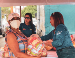 Favorecen a jubilados de la Gobernación de Anzoátegui con jornada de alimentación 2