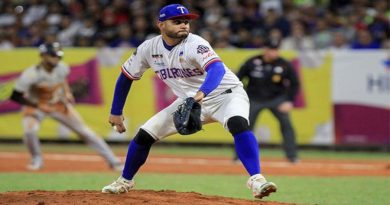 Erick Leal maniató a los bates de los Leones en victoria de los Tiburones