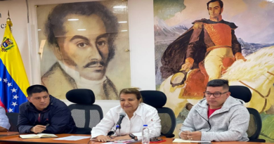 Autoridades del Gobierno Nacional desarrollan iniciativas para celebrar Día del Maestro