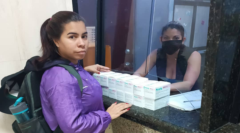 Gobierno Bolivariano entrega medicamentos gratuitos a población de Bolívar