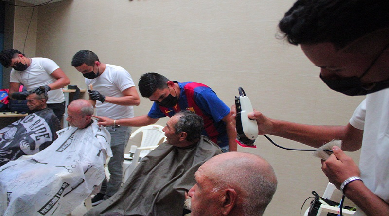 Más de 300 adultos mayores favorecidos con jornada social en Carabobo