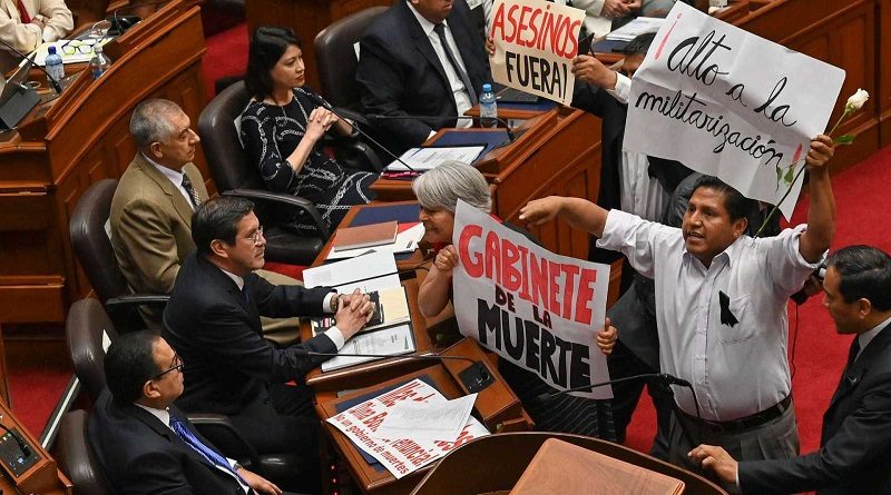 Denuncian al gabinete de Boluarte por represión de protestas en Perú