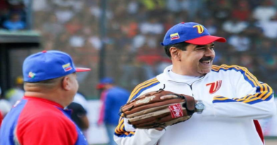 Jefe de Estado se suma a la emoción del béisbol profesional rumbo a la Serie del Caribe 2023