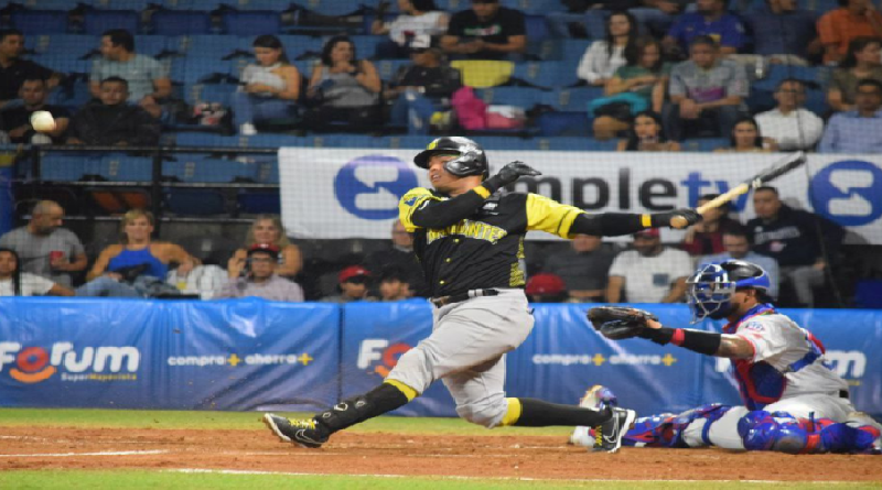 Rayder Ascanio guio victoria de Magallanes