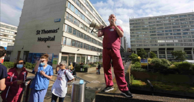 Personal sanitario realiza huelga en Reino Unido