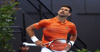 Djokovic sigue con vida en torneo de tenis de Adelaida