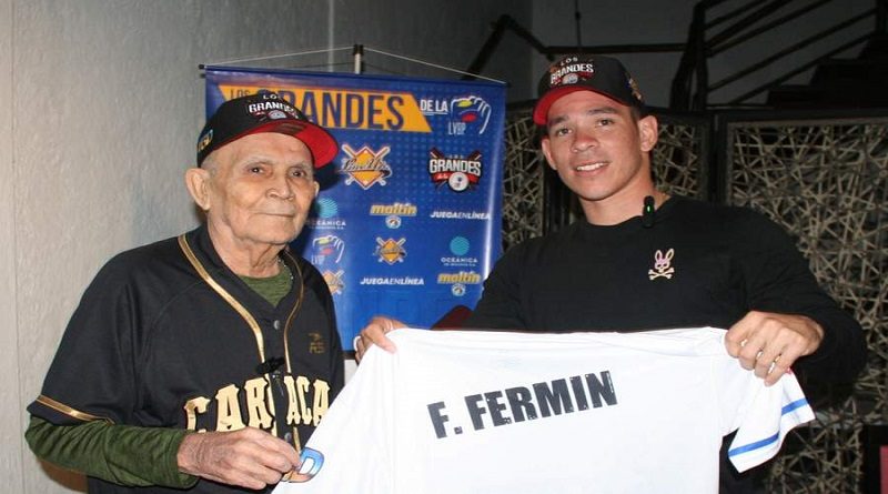 El legendario Víctor Davalillo premió a Freddy Fermín como MVP