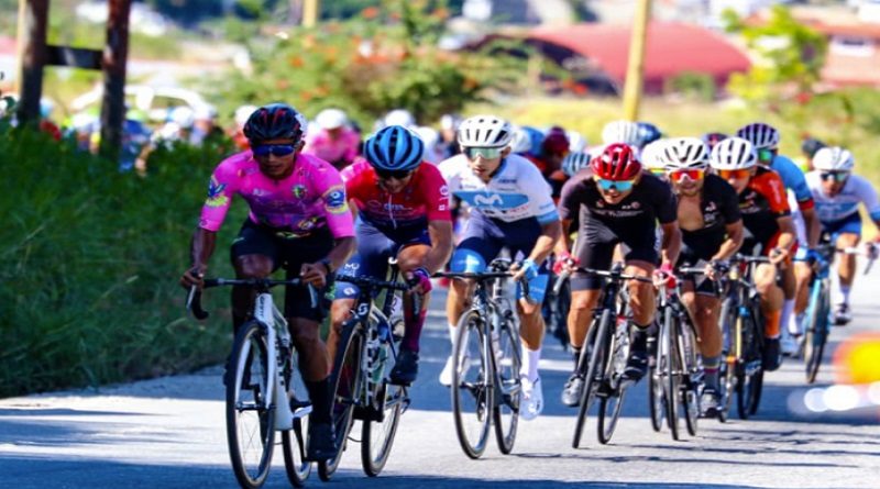 Merideño José Alarcón toma el control en la quinta etapa de la Vuelta al Táchira