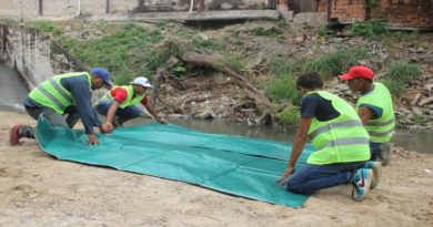 Inició construcción de Muro de Bolsacreto en 23 de Enero de Aragua